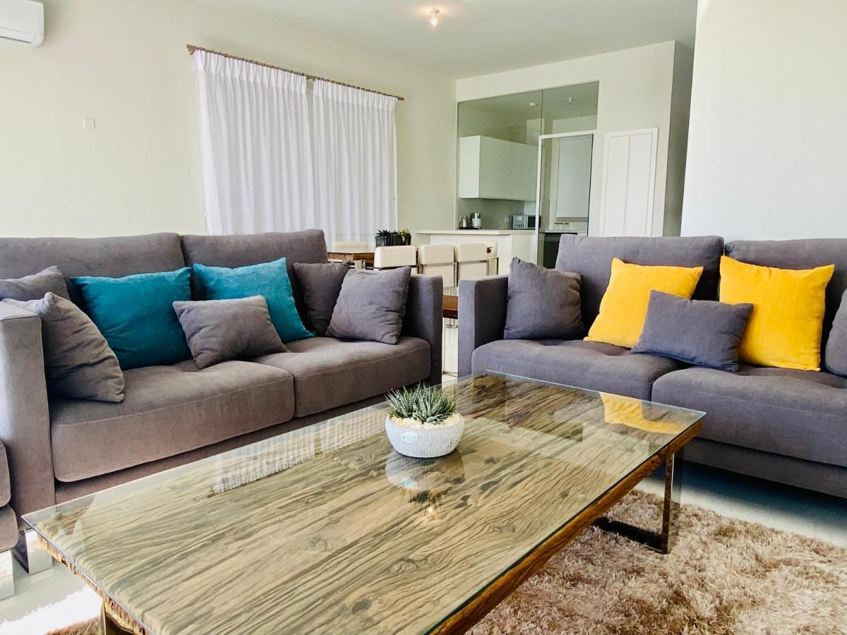 Coral Bay Beach Villa 파포스 외부 사진